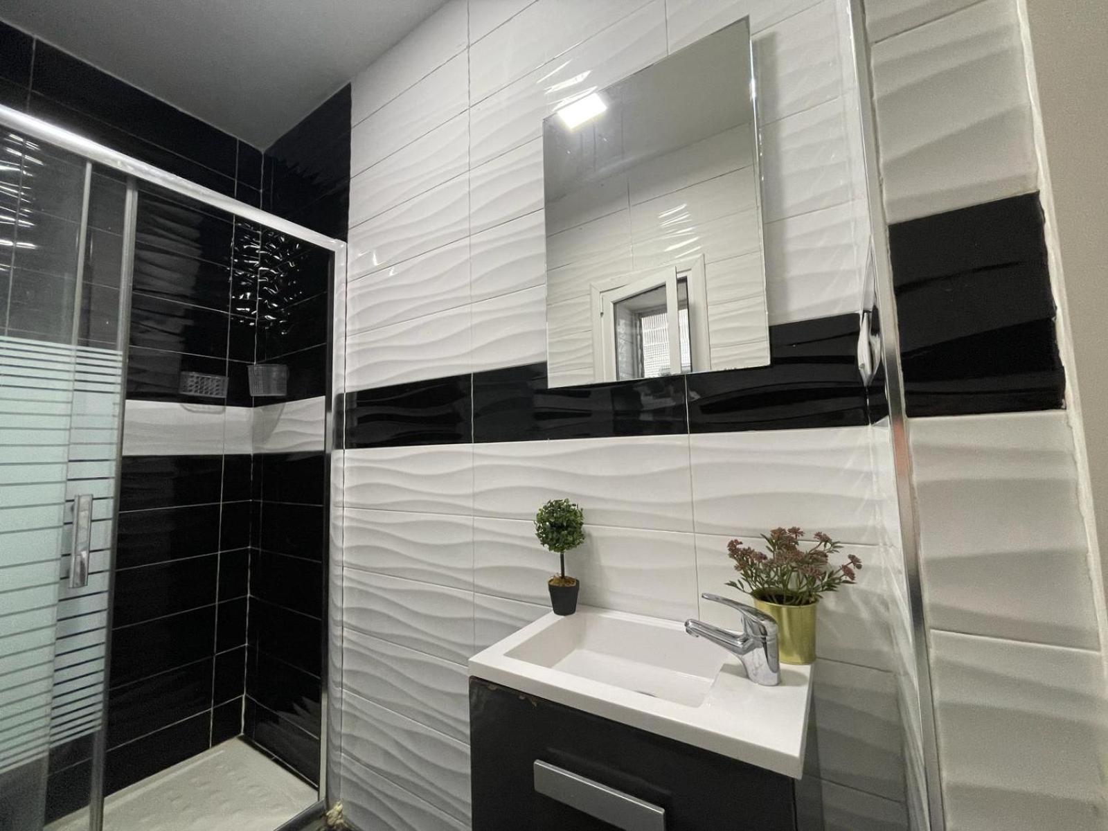 Triana Roomable Seville Exterior photo